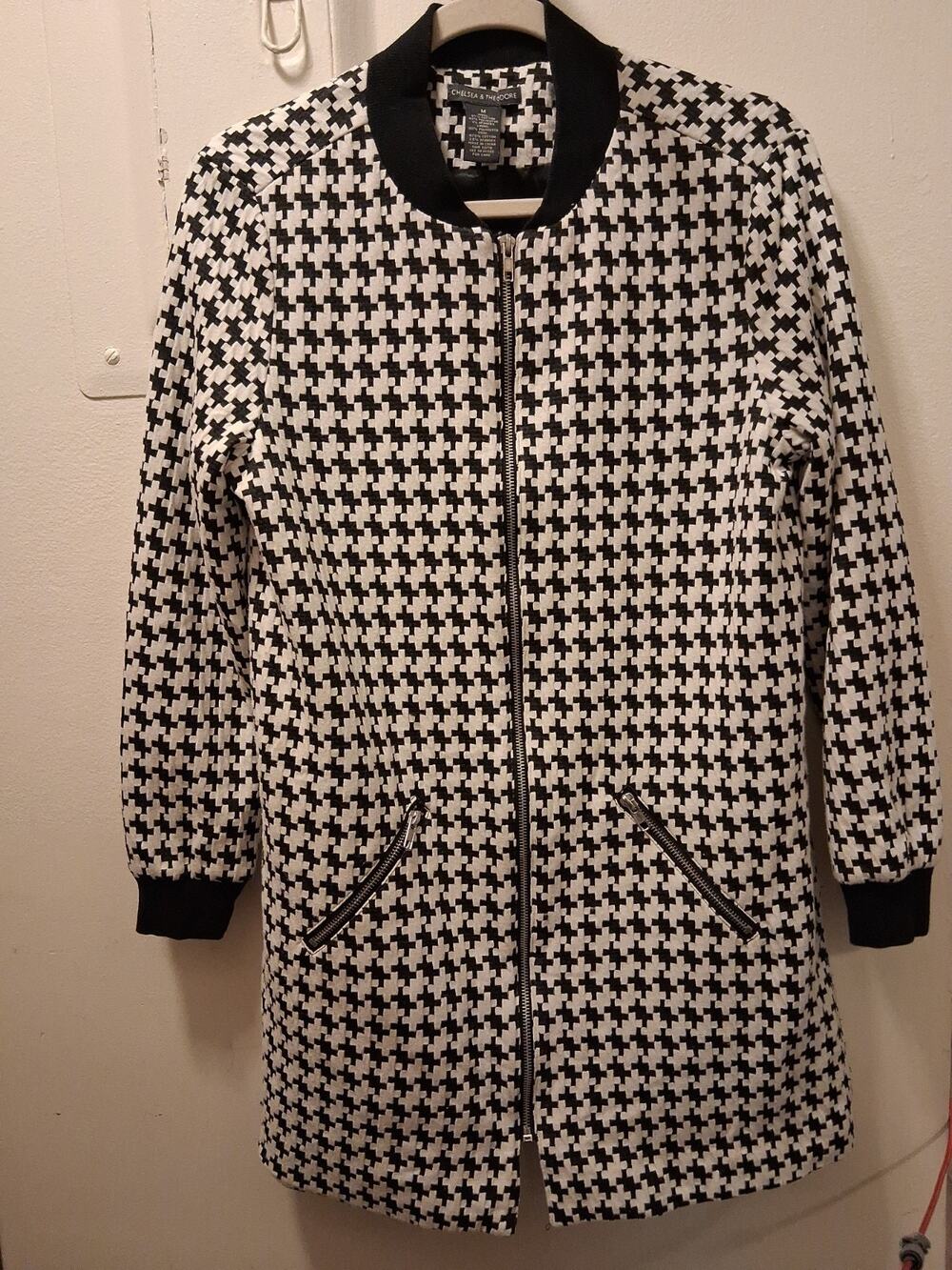 Chelsea & Theodore Women's Long Houndstooth Pockets Full Zip Jacket Size Med